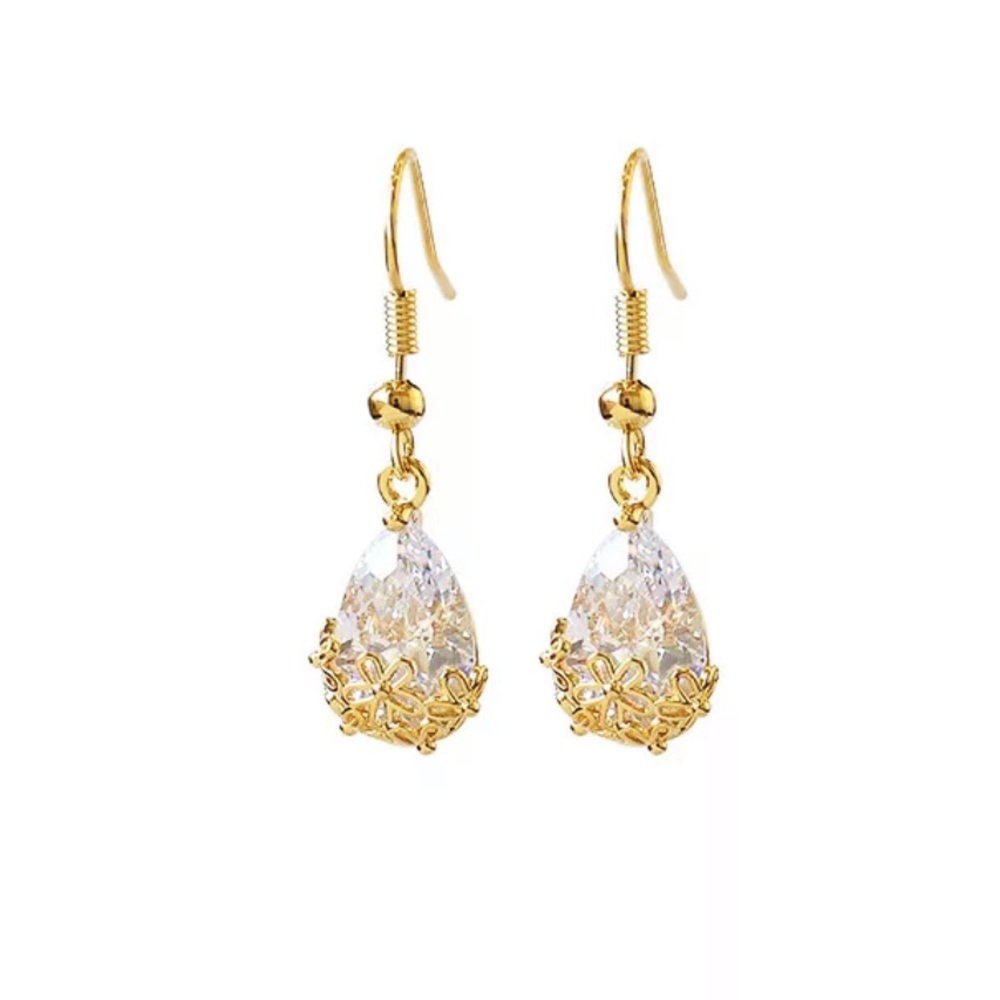 💧 Crystalized Elegant Water Drop Earrings 💧 - Picture 3 of 4